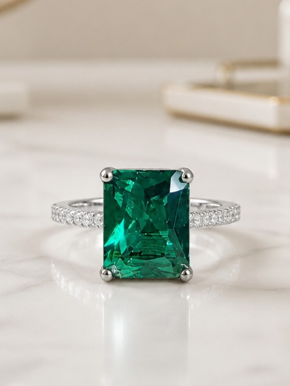 ​4CT Radiant Cut Emerald Green Tsavorite Ring S925 Sterling Silver Pavé Size 7